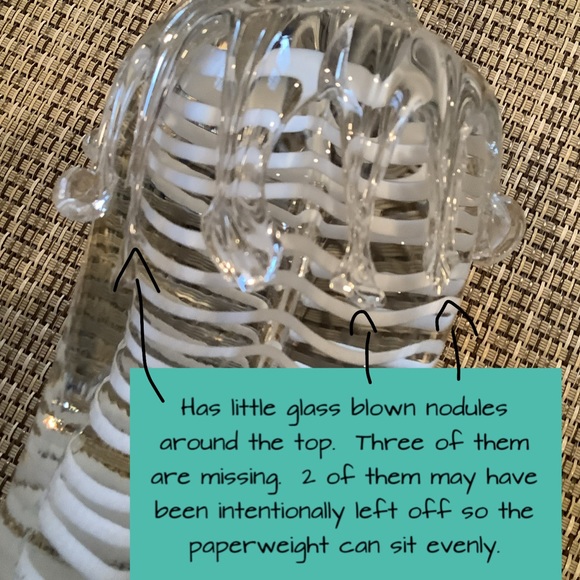 HAND BLOWN ART GLASS PAPERWEIGHT - Picture 10 of 12